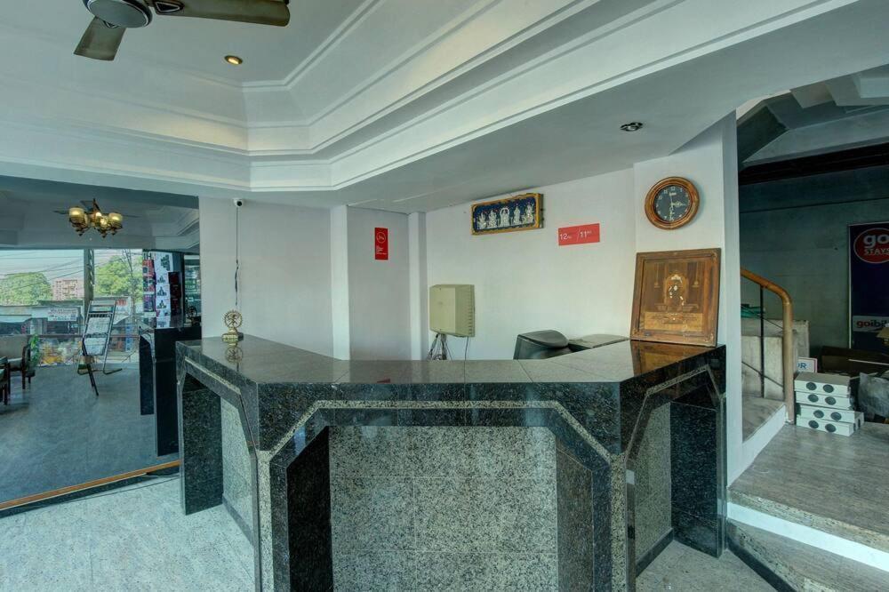 מדוראי Hotel Padmam מראה חיצוני תמונה