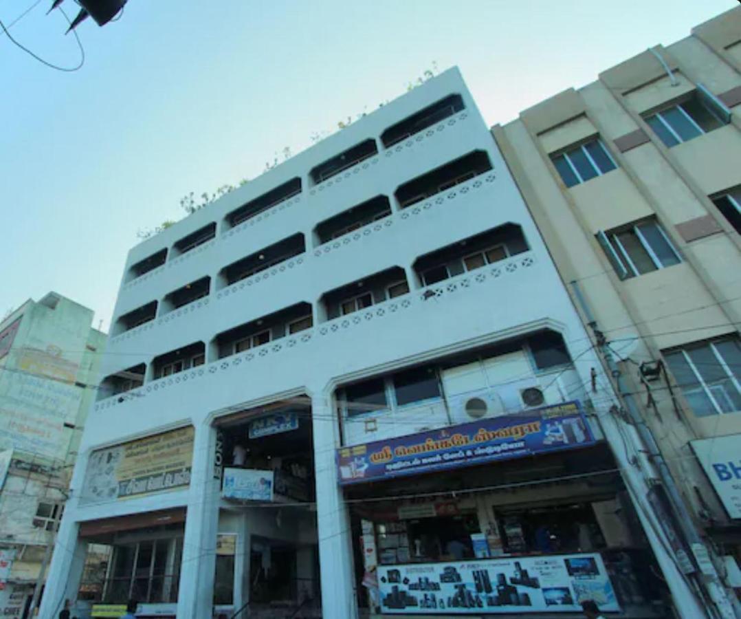 מדוראי Hotel Padmam מראה חיצוני תמונה