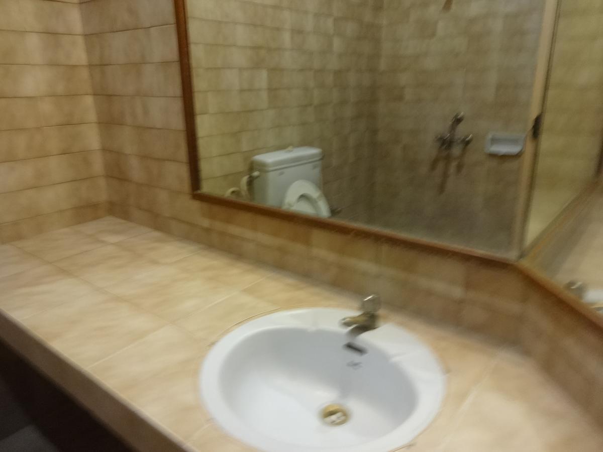 מדוראי Hotel Padmam מראה חיצוני תמונה